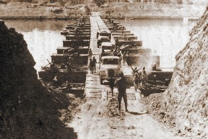 Egyptians crossing the Suez canal